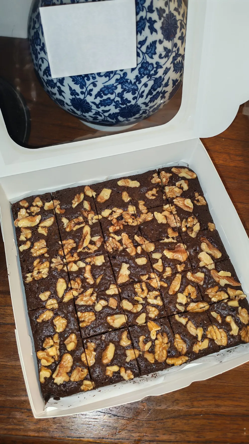  Walnut Topped Brownies 