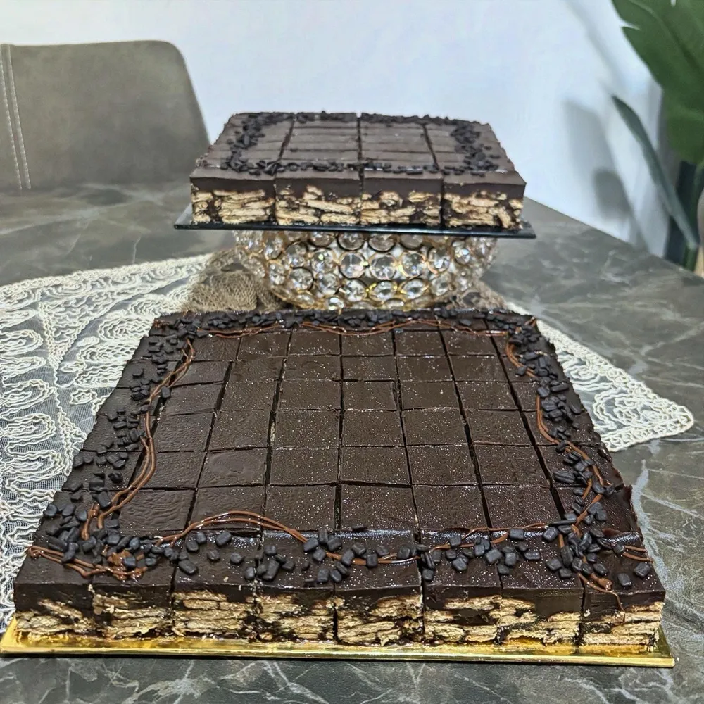 batik cake